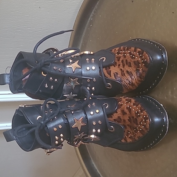 Ivy Kirzhner Steampunk Studded Ankle Boots Leopard Pointed Booties Sz 37/US 6.5 - Picture 3 of 11